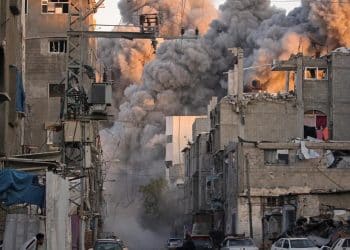 What are the main obstacles to a Gaza ceasefire agreement?