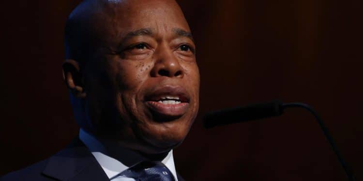 Justice Dept. discusses dropping Mayor Adams’ corruption charges, source says