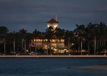 Trump allies jockey for jobs and tee times at freewheeling Mar-a-Lago