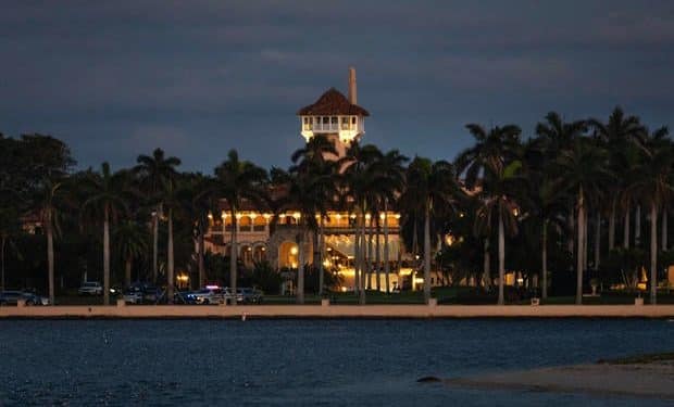 Trump allies jockey for jobs and tee times at freewheeling Mar-a-Lago