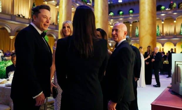 Seat switching, oversold tickets cause drama at pre-inauguration Trump dinner