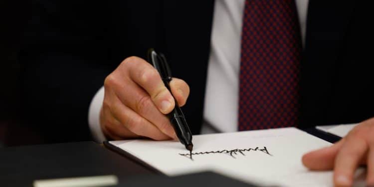 Trump bans funding for groups that aid abortion overseas