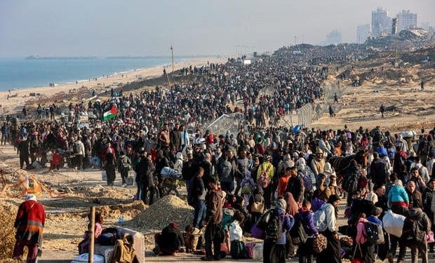 Israel lets Palestinians go back to northern Gaza for first time in over a year