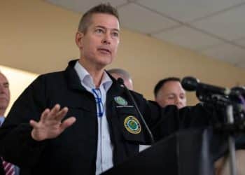 Transportation Secretary Duffy responds to plane crash in first days on job