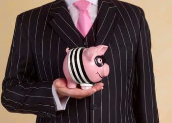 Tax scams: What to watch for in 2025