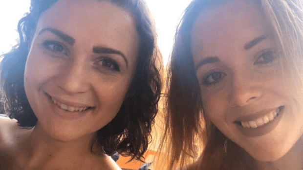 Maddi, left, and Megan Kingsbury 