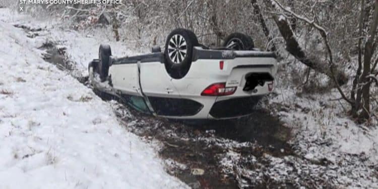 Eye Opener: Dangerous winter storms sweep across the U.S.