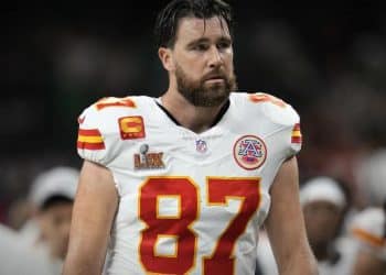Chiefs tight end Travis Kelce opens up about weighing retirement decision on podcast