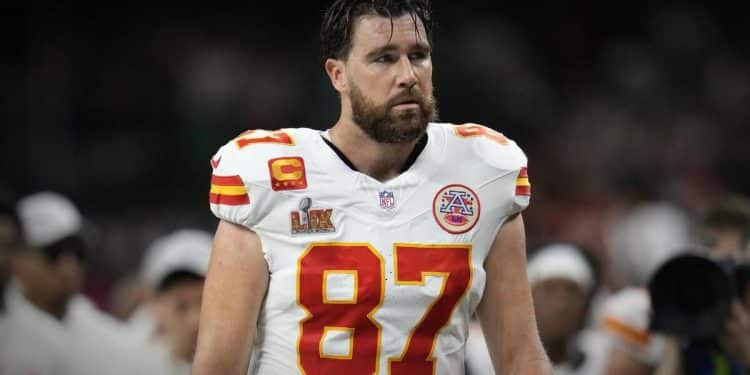 Chiefs tight end Travis Kelce opens up about weighing retirement decision on podcast