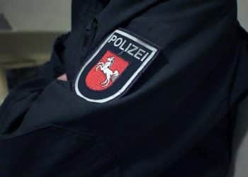 Policing the Internet | Sunday on 60 Minutes