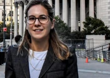 Top federal prosecutor resigns after orders to drop case against NYC mayor Eric Adams