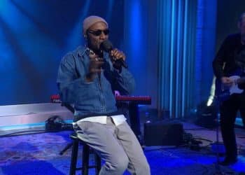 Saturday Sessions: Aloe Blacc performs “Breakthrough”