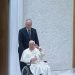 Eye Opener: Pope Francis remains hospitalized