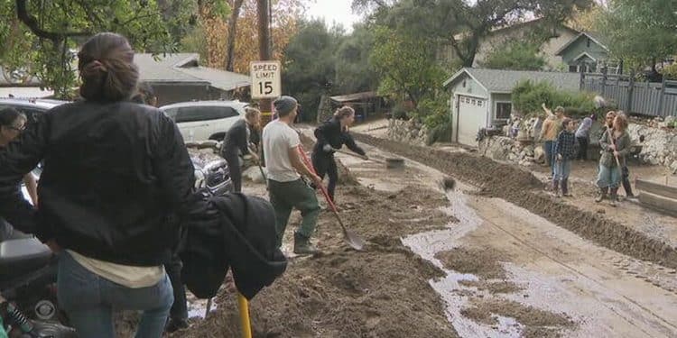 2/15: CBS Weekend News