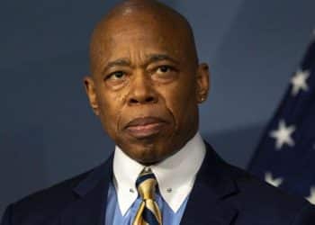 Expert weighs in on NY governor’s potential move to remove NYC mayor