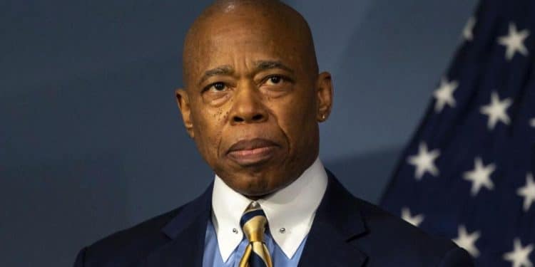 Expert weighs in on NY governor’s potential move to remove NYC mayor