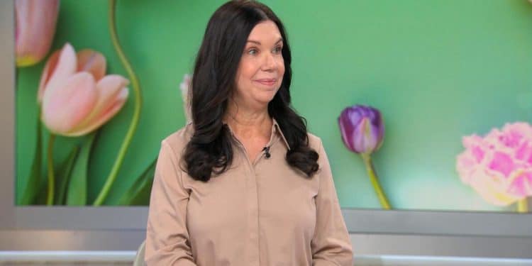 Minimalism expert on how to slow down and reduce stress