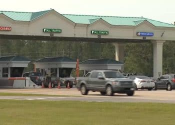 Here’s what to know about a text scam demanding payment for unpaid tolls