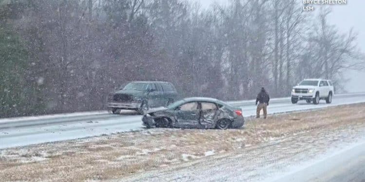 Eye Opener: Dangerous winter weather slams parts of the U.S.