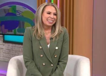 “A Domani Sleep” CEO on creating sleepwear inspired by her own postpartum struggles