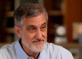 Bill Berloni turns rescue dogs into stars of stage and screen