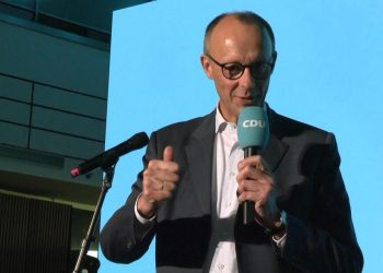 German far-right makes historic gains as conservatives hold lead