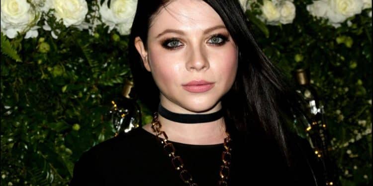 Fans and friends remember actress Michelle Trachtenberg who died at 39 years old