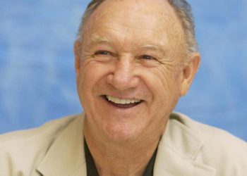 911 call reveals details during discovery of bodies of Gene Hackman, wife