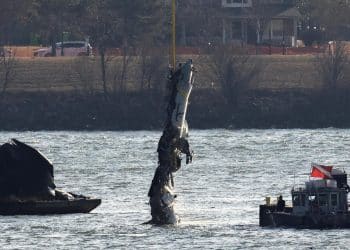 Crew members killed in American Airlines crash receive posthumous honors