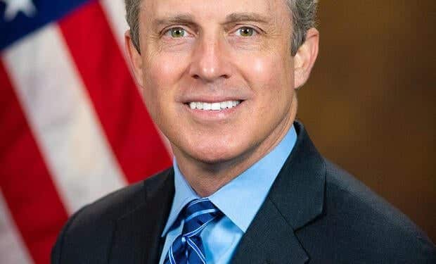 Trump administration wants SCOTUS to permit firing of whistleblower agency head