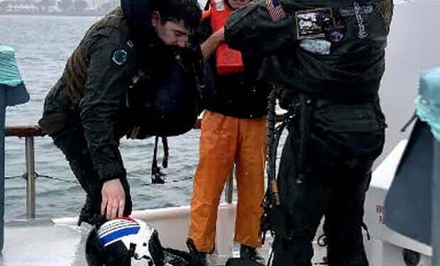 Video of Navy plane crash and Good Samaritan’s description