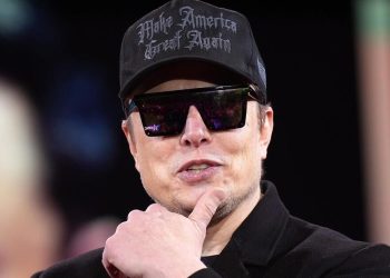 21 federal employees resign in protest over DOGE