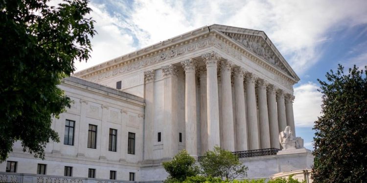 Breaking down the judicial branch’s role in curbing executive power