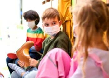 Doctor calls Trump’s vaccine order “theater” because no schools have COVID vaccine mandates