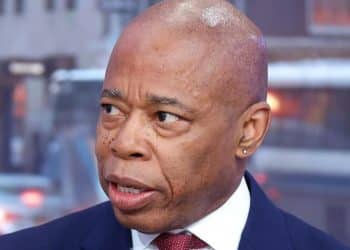 Federal prosecutors move to drop case against Eric Adams amid flurry of DOJ resignations