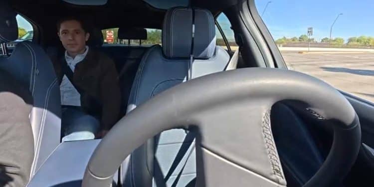 Inside self-driving Waymo ride as company looks to expand to highways