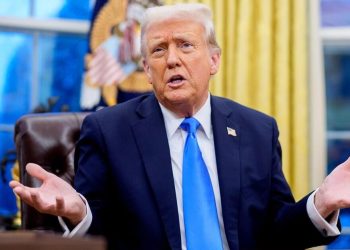 Judge orders Trump temporarily to restore funding for foreign aid programs