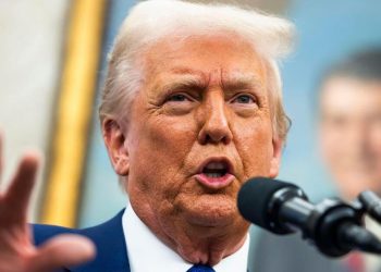 Some legal scholars say Trump has created a constitutional crisis