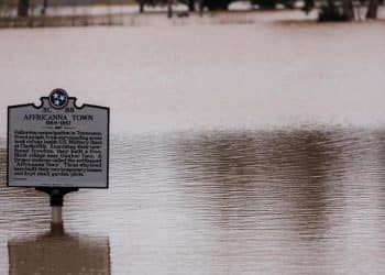 Massive snowstorm could hamper Kentucky flooding recovery efforts