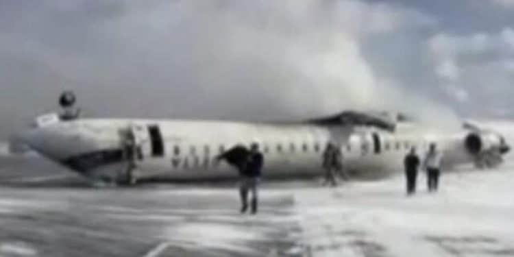 New details on Delta plane crash in Toronto