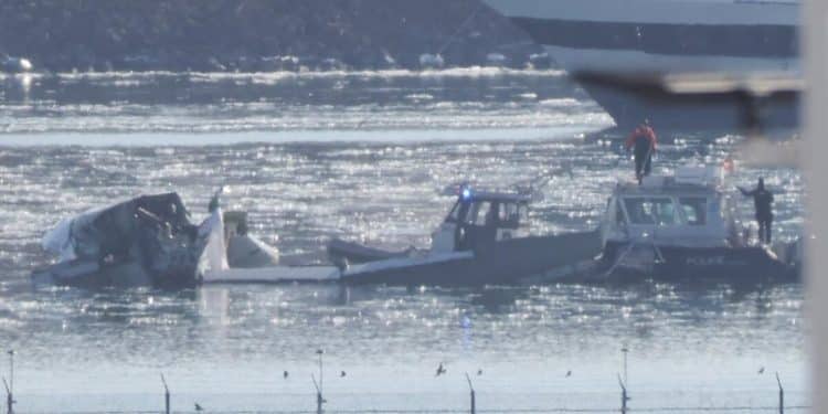 NTSB: instructions to chopper could not have been heard prior to mid-air D.C. crash