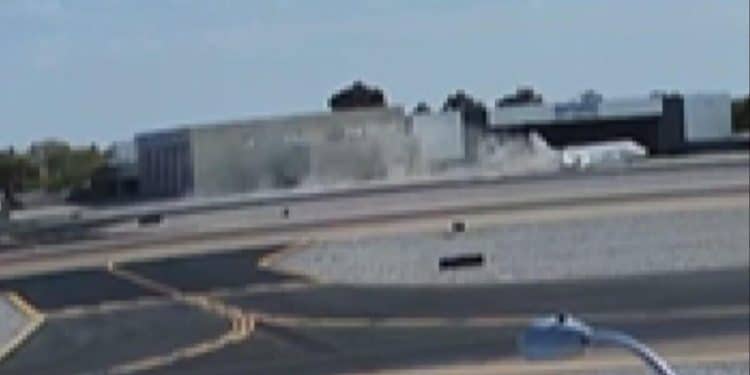 NTSB investigating deadly crash of plane owned by Mötley Crüe’s Vince Neil