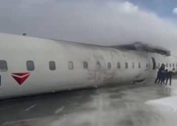 Officials give update on upside down plane crash landing in Toronto