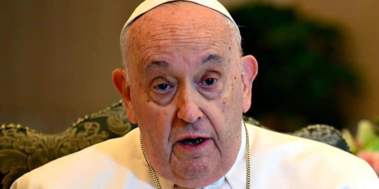 Pope Francis remains in critical condition with early kidney failure, Vatican says
