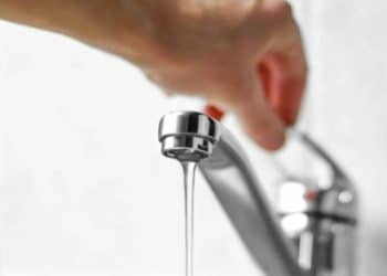 Study finds hundreds of contaminants in U.S. drinking water