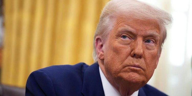 Trump wants Supreme Court to allow firing of whistleblower agency’s head