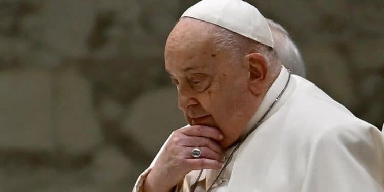 Where Pope Francis is being treated for pneumonia in both lungs