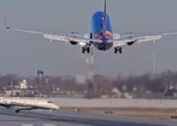 Why a Southwest Airlines plane aborted landing on Chicago airport runway