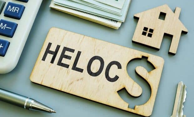 Taking out a HELOC this March? 3 things to know about the draw period