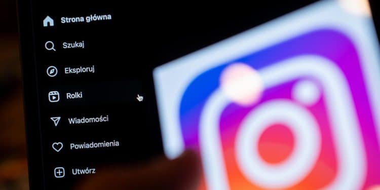 Meta apologizes for error that exposed Instagram users to violent content